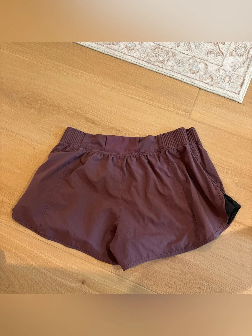Nike Women’s Run Division Tempo Luxe Running Shorts DD5328-646 Large Purple